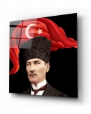 Atatürk Ve Bayrak Cam Tablo