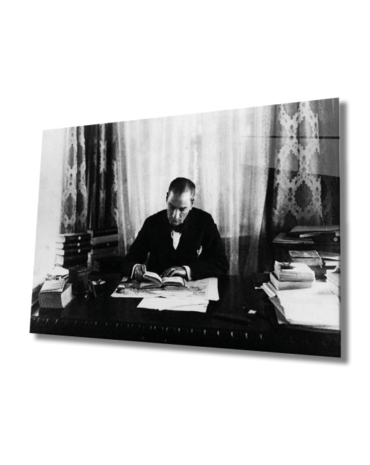 Atatürk Cam Tablo