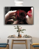 Kırmızı Gül ve Kadın Cam Tablo Red Rose and Table