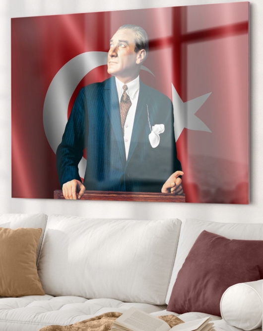 Türk Bayrağı Ve Atatürk | Atatürk Temalı Cam Tablo | 50x70 Cm