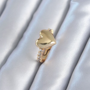 Gold Renk Pirinç Zirkon Taşlı Kalp Model Kadın Yüzük