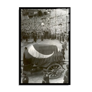 Atatürk Cam Tablo 23