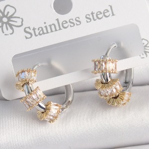 Pirinç Gümüş Renk Halka Gold Zirkon Taşlı Model Kadın Küpe