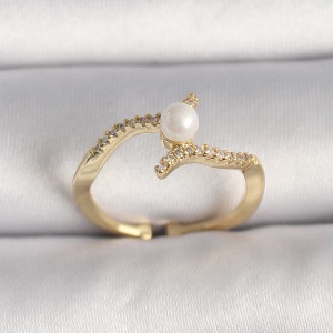 Pirinç Gold Renk Zirkon Taşlı İncili Ayarlanabilir Yüzük