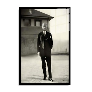 Atatürk Cam Tablo 33