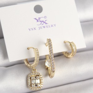 Pirinç Gold Renk Zirkon Taşlı Baget Halka Model 3'Lü Kadın Kombin Küpe