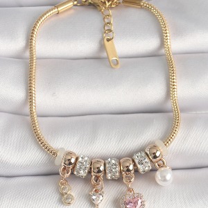 Pirinç Gold Renk Zincir Zirkon Taşlı Sallantı Kalp Model İnci Detay Charm Kadın Bileklik