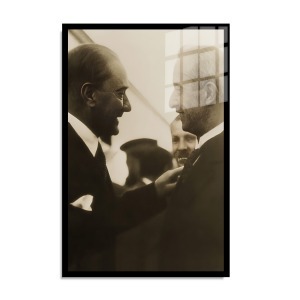 Atatürk Cam Tablo 126