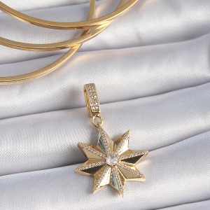 Pirinç Gold Renk Zirkon Taşlı Kutup Yıldızı Ajda Charm