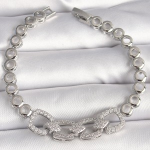 Pirinç Gümüş Renk Zirkon Taşlı Daire Zincir Model Kadın Bileklik