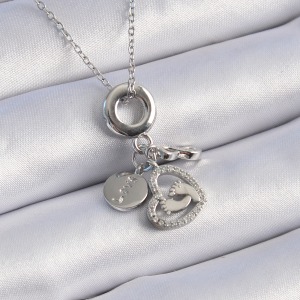 316L Çelik Gümüş Renk Zirkon Taş Detay Kalp Model Charm Kadın Kolye