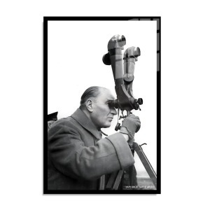 Atatürk Cam Tablo 188