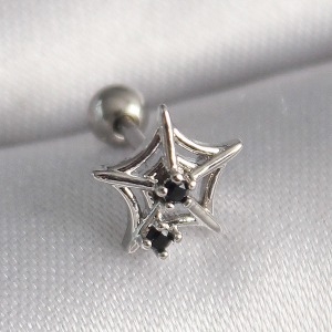 316L Çelik Gümüş Renk Siyah Zirkon Taş Detay Örümcek Ağ Model Tragus Piercing