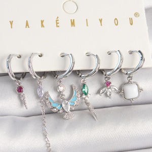 Pirinç Gümüş Renk Zirkon Taşlı Kuş Figür Çiçek Detay 6'Lı Kadın Kombin Küpe