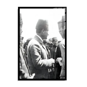 Atatürk Cam Tablo 135
