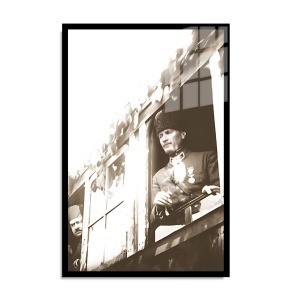 Atatürk Cam Tablo 122