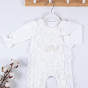 3-9 Ay Kız Bebek Tulumu Gofralı Fransız Güpürlü Beyaz