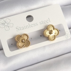 316L Çelik Gold Renk İşleme Detaylı Yonca Model Kadın Küpe