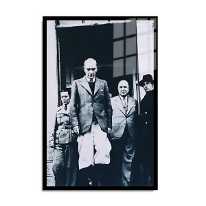 Atatürk Cam Tablo 127