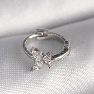 316L Çelik Gümüş Renk Zirkon Taşlı Kelebek Model Tragus Piercing