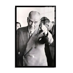 Atatürk Cam Tablo 109