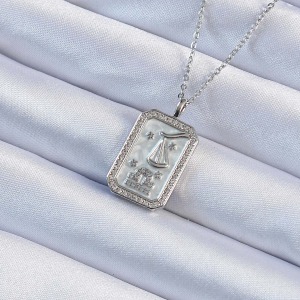 316L Çelik Zincir Gümüş Renk Zirkon Taşlı Çerçeveli Tarot Kolye