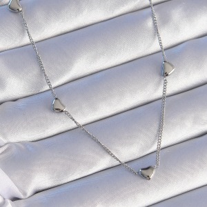 316L Çelik Gümüş Renk Minimal Kalp Model Kolye