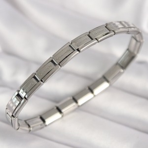 316L Çelik Gümüş Renk İnce Yazılı Nomination Kadın Bileklik