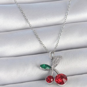 316L Çelik Gümüş Renk Zincir Kırmızı Zirkon Taşlı Kiraz Model Kadın Kolye