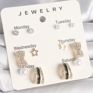 Pirinç Gold Renk Zirkon Taş Yıldız Detaylı İncili 7'Li Set Kadın Küpe Seti