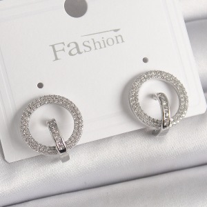 Pirinç Gümüş Renk Zirkon Taşlı Halka Model Kadın Küpe