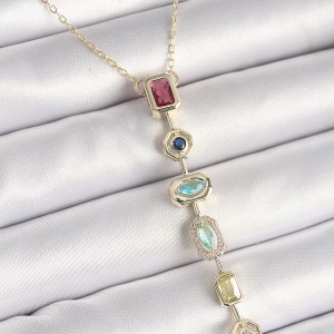 Pirinç Gold Renk Zirkon Taşlı Baget Dekolte Model Kadın Kolye