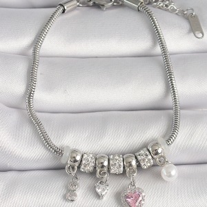 Pirinç Gümüş Renk Zincir Sallantı Zirkon Taşlı Kalp Figür İnci Detay Charm Kadın Bileklik