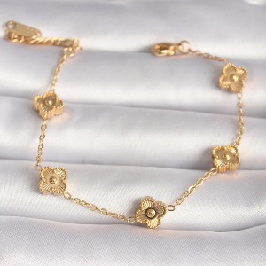 316L Çelik Gold Renk Baby Boy Yonca Model İşleme Detay Kadın Bileklik