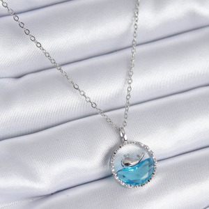 316L Çelik Gümüş Renk Mavi Kristal Taşlı Balina Model Kadın Kolye