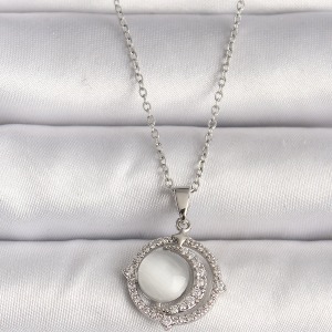 316L Çelik Gümüş Renk Zirkon Taşlı Beyaz Sedefli Hilal Model Kadın Kolye