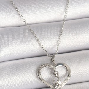 316L Çelik Gümüş Renk Zincir Zirkon Taş Detaylı Kalp Model Kadın Kolye