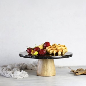 Akayev Mermer 25 Cm Konik Ahşap Ayaklı Siyah Yuvarlak Sunum Tabağı