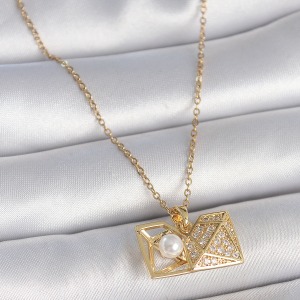 316L Çelik Gold Renk Zincir Zirkon Taşlı Açılır İncili Elmas Model Kadın Kolye