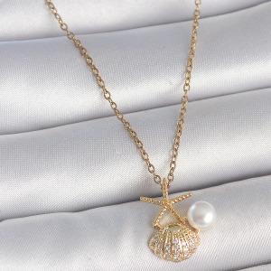316L Çelik Gold Renk Zincir Zirkon Taşlı Deniz Kabuğu Model İnci Detay Kadın Kolye
