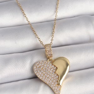 316L Çelik Gold Renk Zincir Zirkon Taşlı Kırık Kalp Model Kadın Kolye