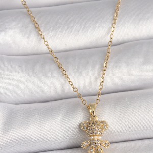 316L Çelik Gold Renk Zincir Zirkon Taşlı Ayıcık Figür Kadın Kolye