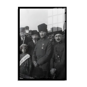 Atatürk Cam Tablo 89