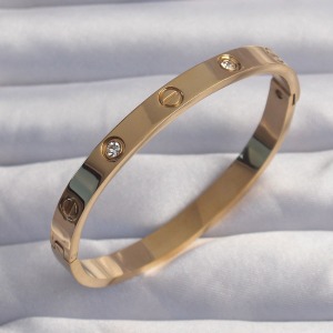 316L Çelik Baby Boy Gold Renk Zirkon Taşlı Model Kelepçe Bilezik