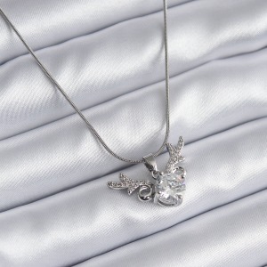 316L Çelik Gümüş Renk Zirkon Taşlı Boynuz Model Kadın Kolye