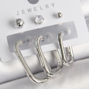 Pirinç Gümüş Renk Halka Model Zirkon Taşlı Topçuk Detay Kadın Küpe Seti