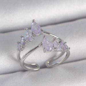 Pirinç Gümüş Renk Mor Damla Zirkon Taşlı Taç Model Kadın Yüzük