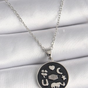 316L Çelik Gümüş Renk Siyah Renk Şans Kolyesi