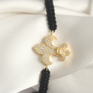 Pirinç Gold Renk Zirkon Taşlı Zambak Figür Asansörlü Makrome Model Kadın Bileklik