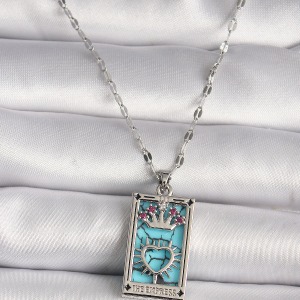 316L Çelik Gümüş Renk Pembe Zirkon Taşlı Taç Kalp Portre Model Kadın Kole